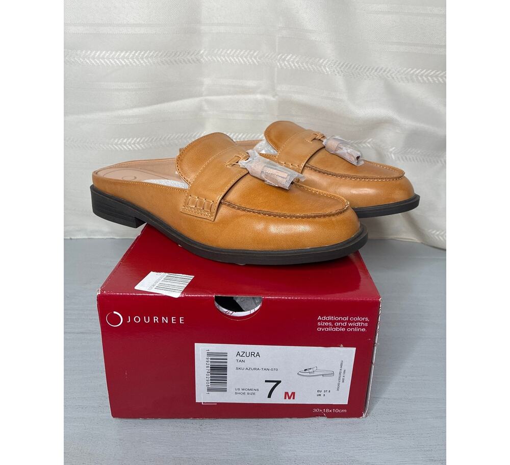 Journee Collection Azura Tassel Mule Loafer Tan Round Toe Size 7M